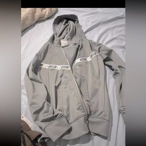 Nike youth unisex size 7!